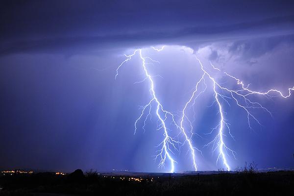 lightning picture